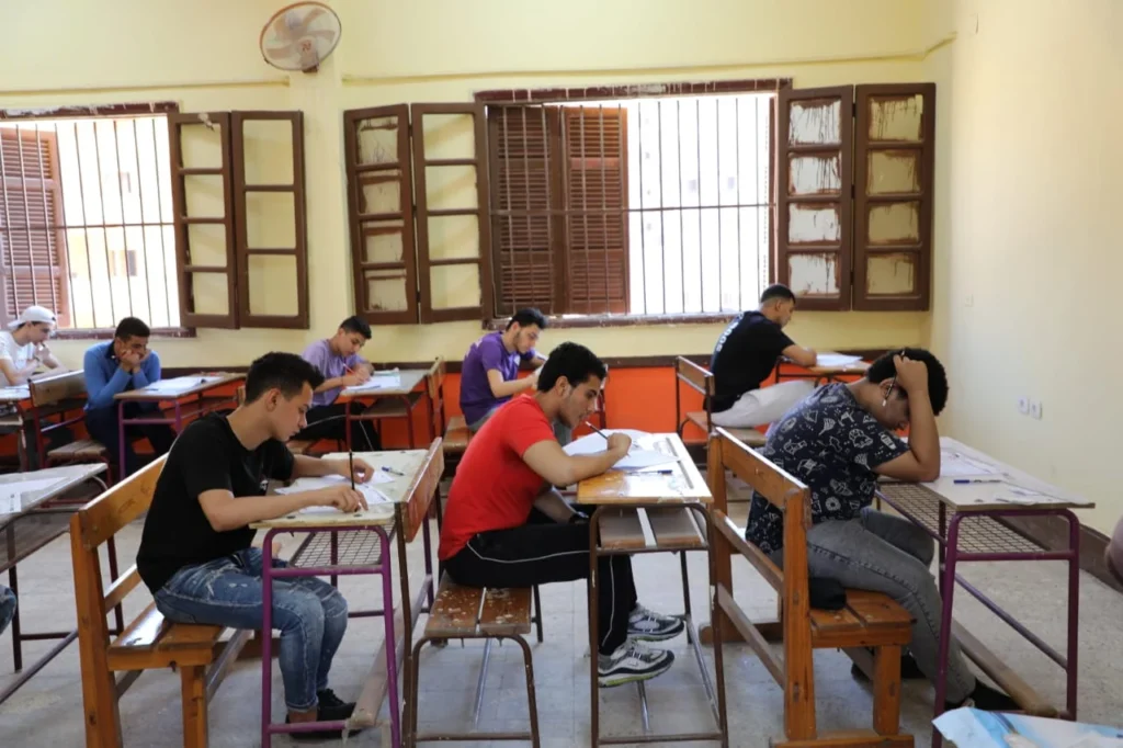 طلاب الثانوية العامة