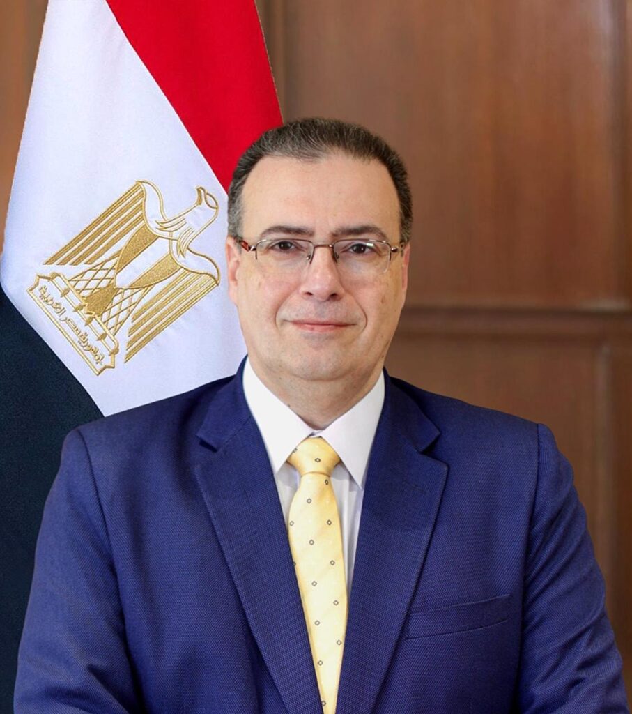 حاتم نبيل
