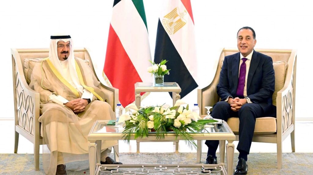 رئيس الوزراء: توافق مصري كويتي على تعزيز الاستثمارات المشتركة رئيس الوزراء، مصطفى مدبولي ورئيس الوزراء الكويتي، الشيخ أحمد عبد الله الأحمد الصباح