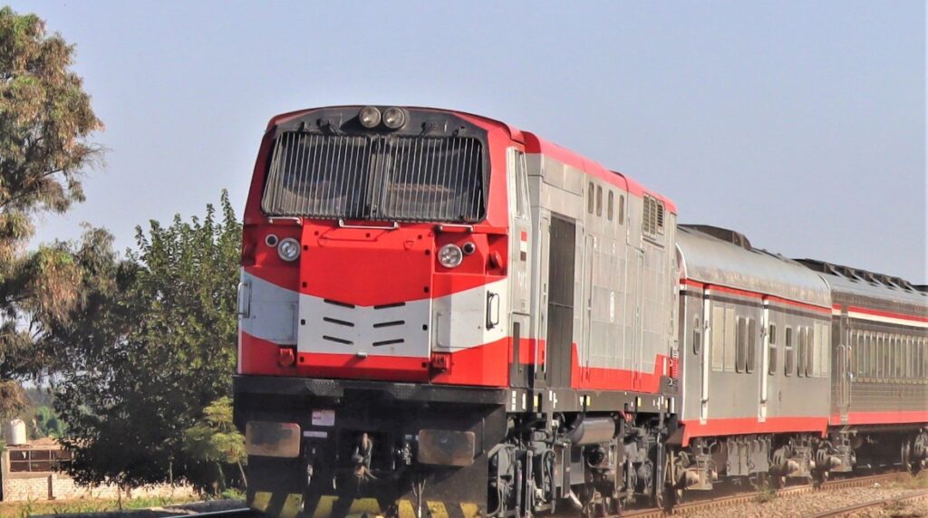 تأخير الساعة 60 دقيقة.. تطبيق التوقيت الشتوي في القطارات اعتبارًا من الخميس التوقيت الشتوي في القطارات