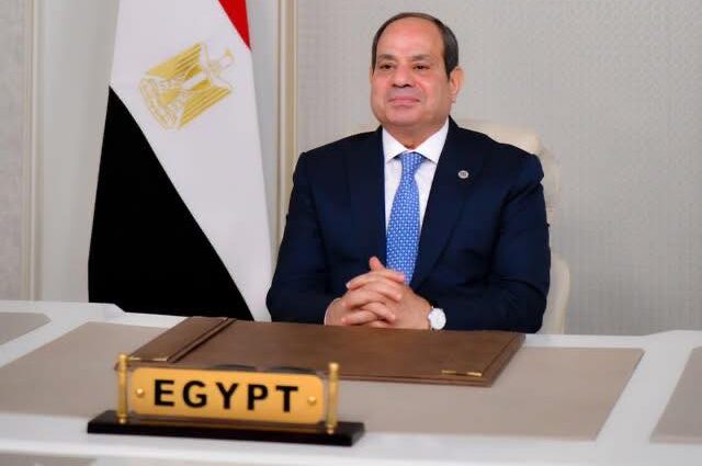 الرئيس السيسي: مستمرون في تعزيز التعاون المُثمر بين مصر وشركة “إيني” لتطوير قطاع الغاز والطاقة الرئيس عبدالفتاح السيسي