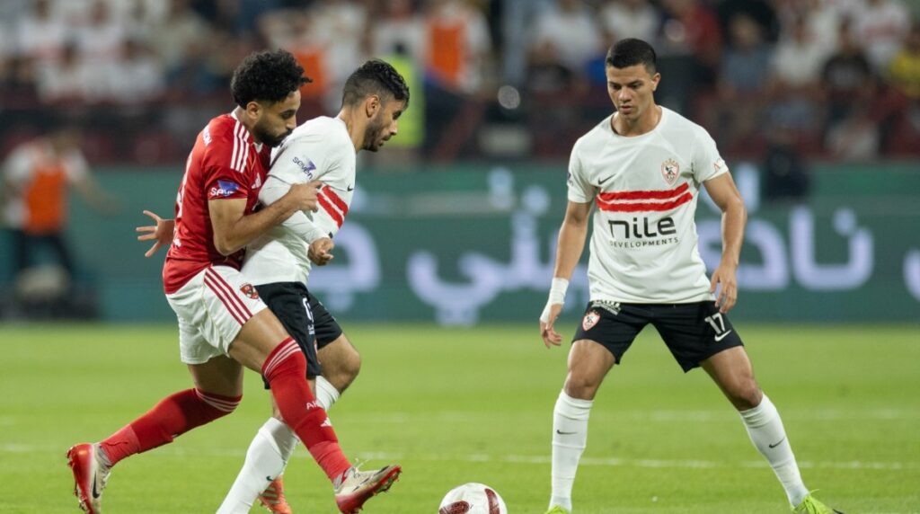 الأهلي يتوج بطلًا للسوبر المصري بعد الفوز على الزمالك بثنائية نظيفة في نهائي مثير كأس السوبر المصري