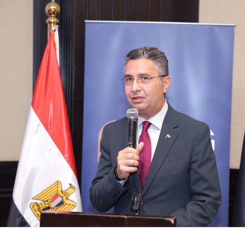 بدءًا من ديسمبر، التموين تطرح عبوة زيت جديدة بسعة لتر ونصف بسعر 56 جنيهًا شريف فاروق، وزير التموين والتجارة الداخلية