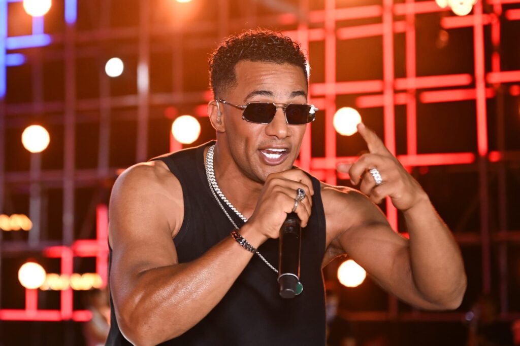 محمد رمضان: “الموسيقى لغة.. ومش محتاج أغني بلغة تانية عشان يسمعوني” محمد رمضان