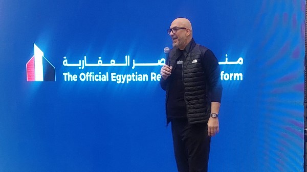 رئيس منصة مصر العقارية: نعمل على تحويل السوق إلى منظومة موحدة للتسجيل والبيع وتصدير العقار أحمد البطراوي منصة مصر العقارية