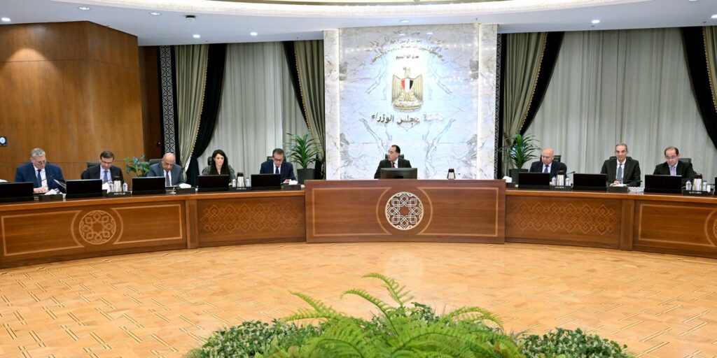 مدبولي: إطلاق حزمة استثمارية متكاملة لدعم القطاعات الواعدة تنفيذًا لتوجيهات الرئيس