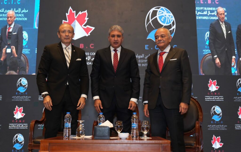 وزير السياحة والآثار يعلن استهداف 30 مليون سائح بحلول 2030 في ندوة مجلس الأعمال الكندي والمصري للتعاون الدولي