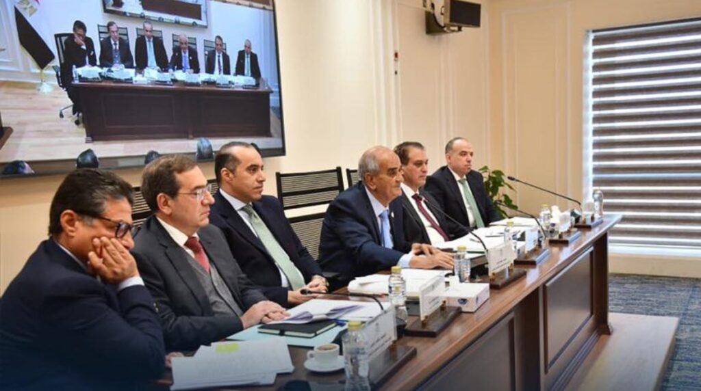 فوزي: جوهر تعديلات قانون الكهرباء التفرقة بين الملتزم بالسداد وسارق التيار