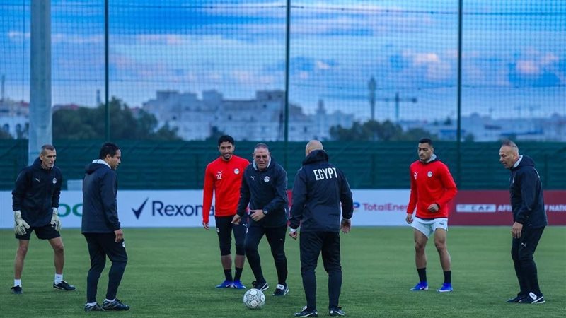 تحت أمطار طنجة.. منتخب مصر ينهي الاستعداد للسنغال قبل موقعة نصف النهائي تدريبات منتخب مصر