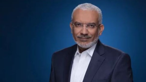 إقالة عضو الجماعة الإرهابية أيمن جاب الله من إدارة قناة الجزيرة مباشر وسط خلافات داخلية