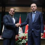 السيسي: نستهدف زيادة الاستثمارات التركية في قطاعات صناعية حيوية بمصر