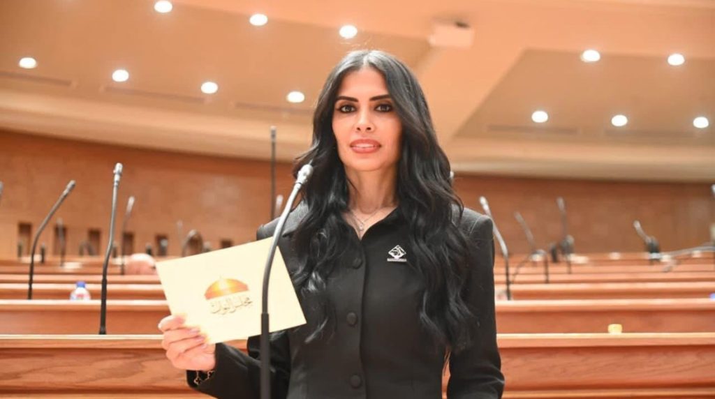 بعد قرار وقف التراخيص.. تحرك برلماني لدمج السياحة المتخصصة ومنع الكيانات “الشكلية”