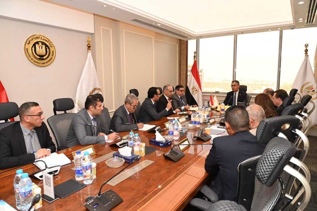 اعتباراً من الثلاثاء.. التموين بدء صرف منحة الـ 400 جنيه لبطاقات التموين