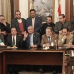 عبدالسند يمامة يسلم رئاسة حزب الوفد للدكتور السيد البدوي