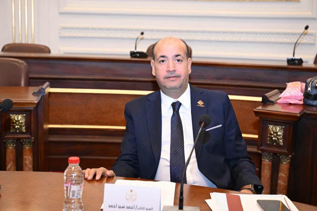 “برلماني” يتقدم باقتراح برغبة لإنشاء مطار دولي بمحافظة قنا لدعم الاستثمار والتنمية