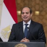 الرئيس السيسى يصل مطار الملك عبد العزيز بجدة وولي العهد السعودي فى استقباله