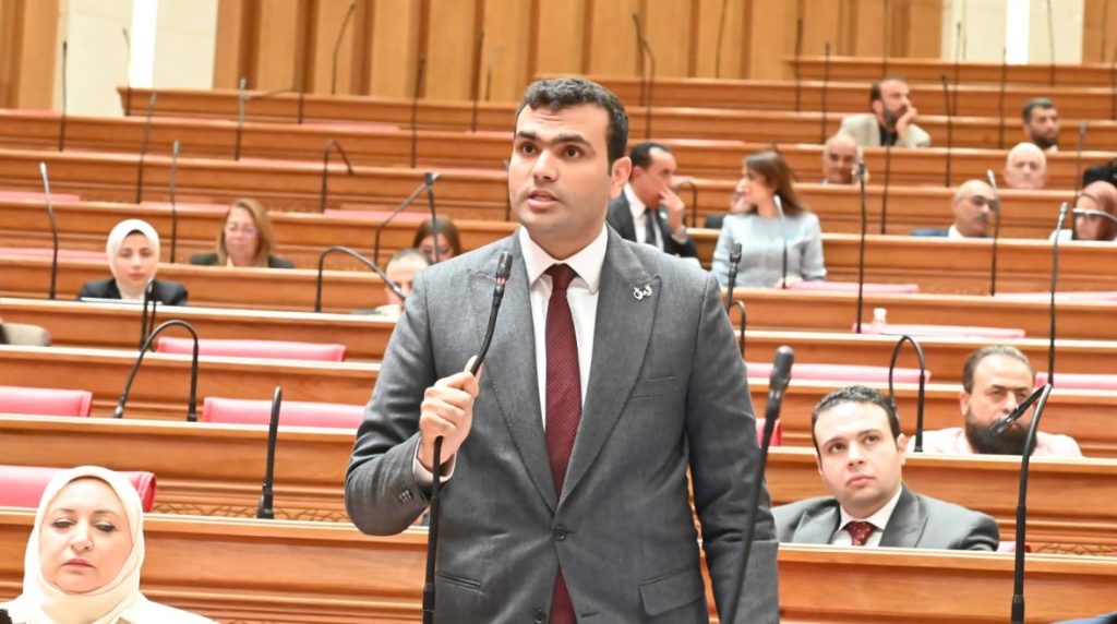 “أسوة بالأطباء والمعلمين”.. حسين هريدي يطالب بزيادة فورية في بدل التكنولوجيا للصحفيين النائب حسين هريدي